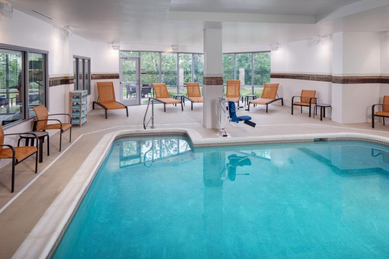 Courtyard By Marriott Charleston Downtown/Civic Center Hotell Eksteriør bilde