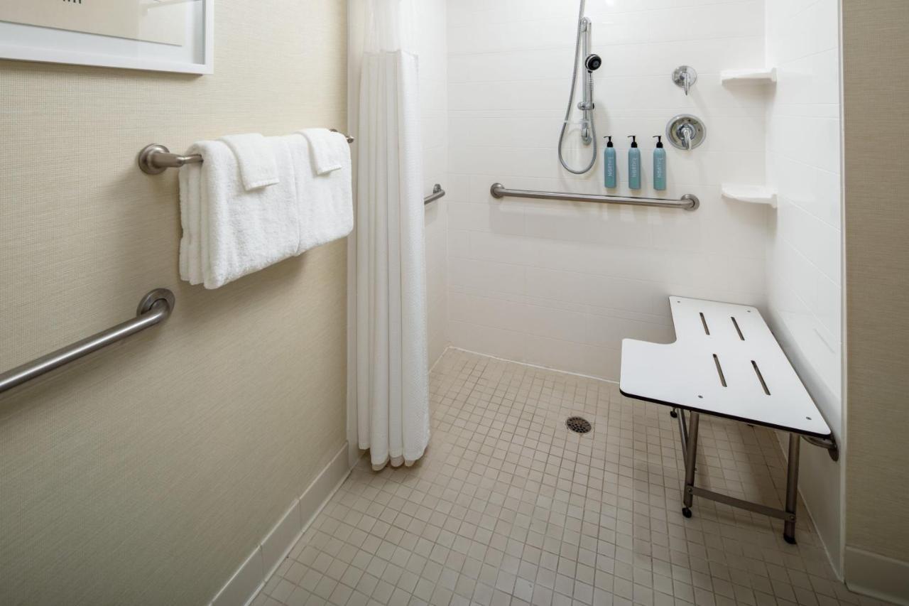 Courtyard By Marriott Charleston Downtown/Civic Center Hotell Eksteriør bilde