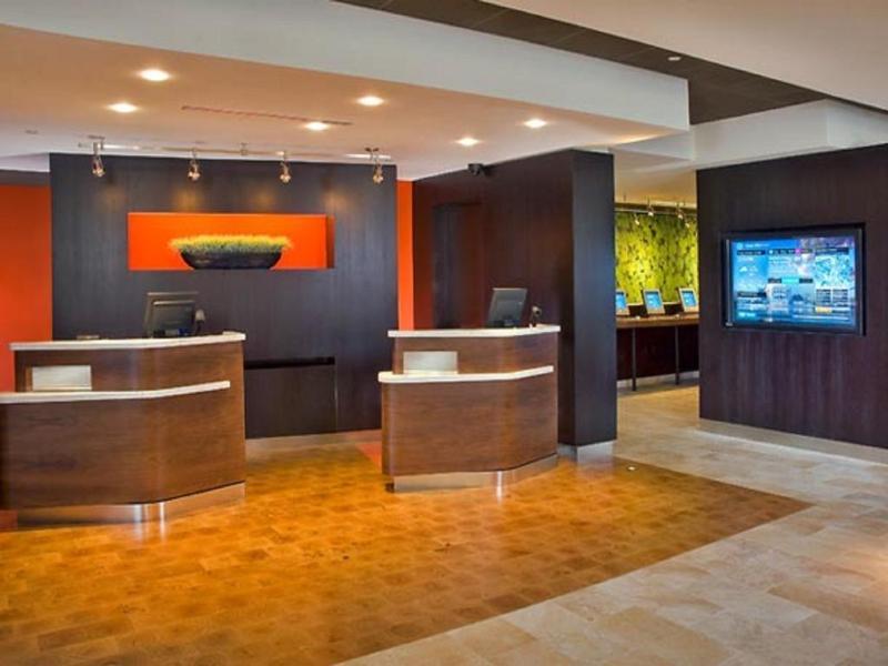 Courtyard By Marriott Charleston Downtown/Civic Center Hotell Eksteriør bilde
