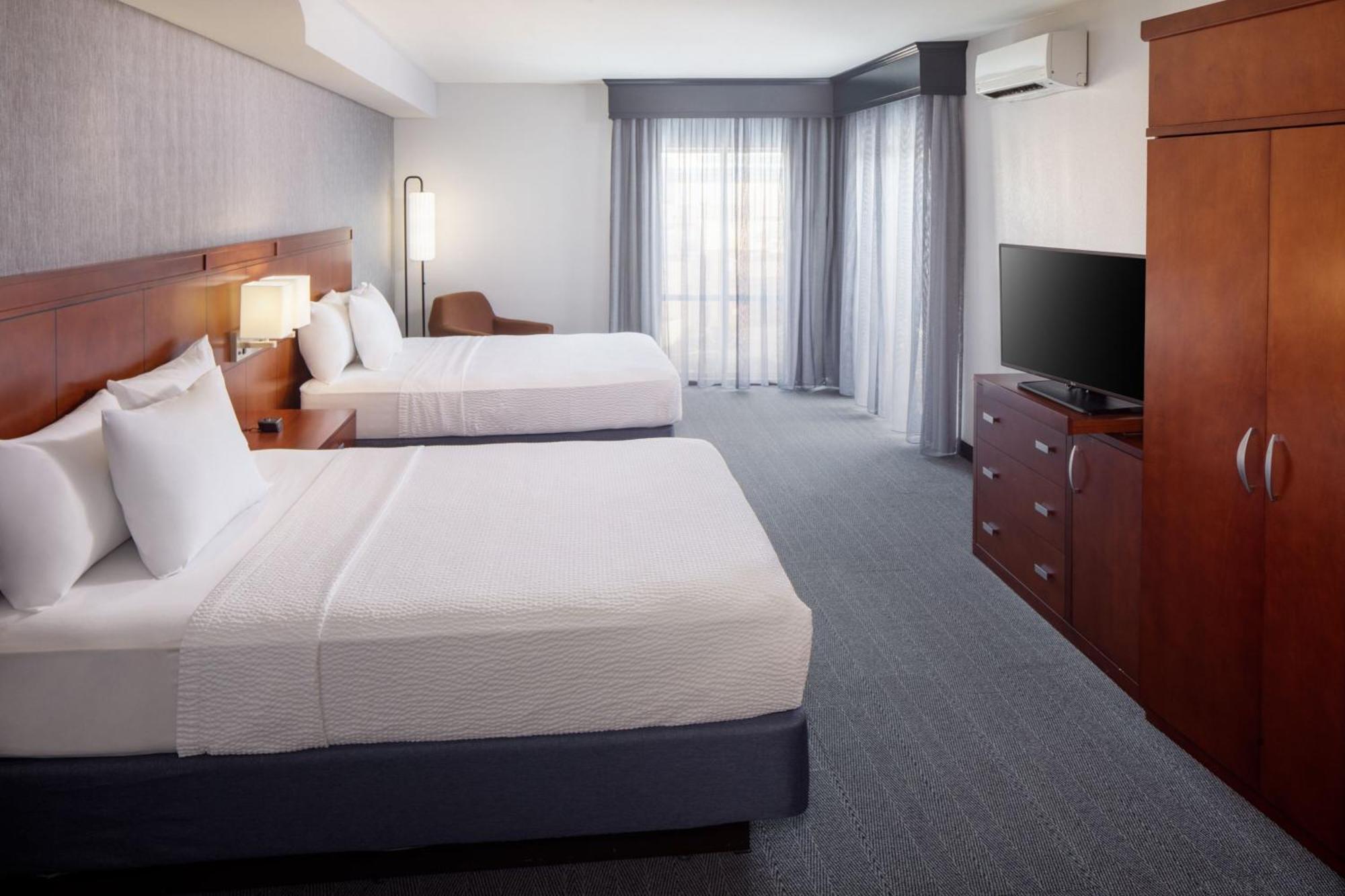 Courtyard By Marriott Charleston Downtown/Civic Center Hotell Eksteriør bilde
